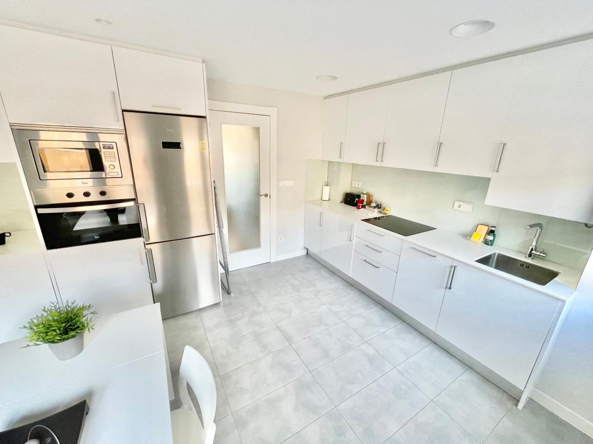 Apartamento San Lorenzo Playa. Vistas Al Mar. Хихон Екстериор снимка