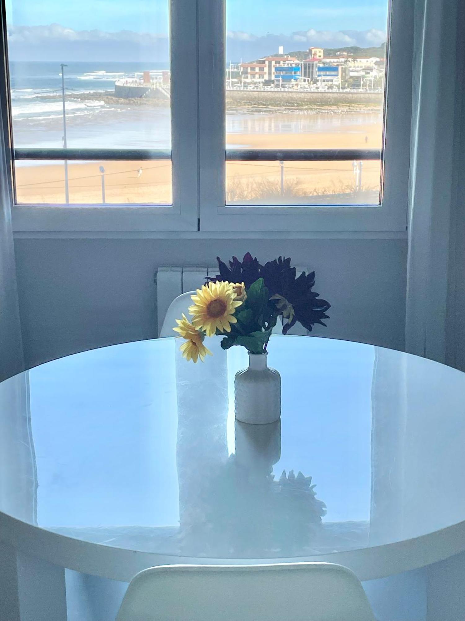 Apartamento San Lorenzo Playa. Vistas Al Mar. Хихон Екстериор снимка