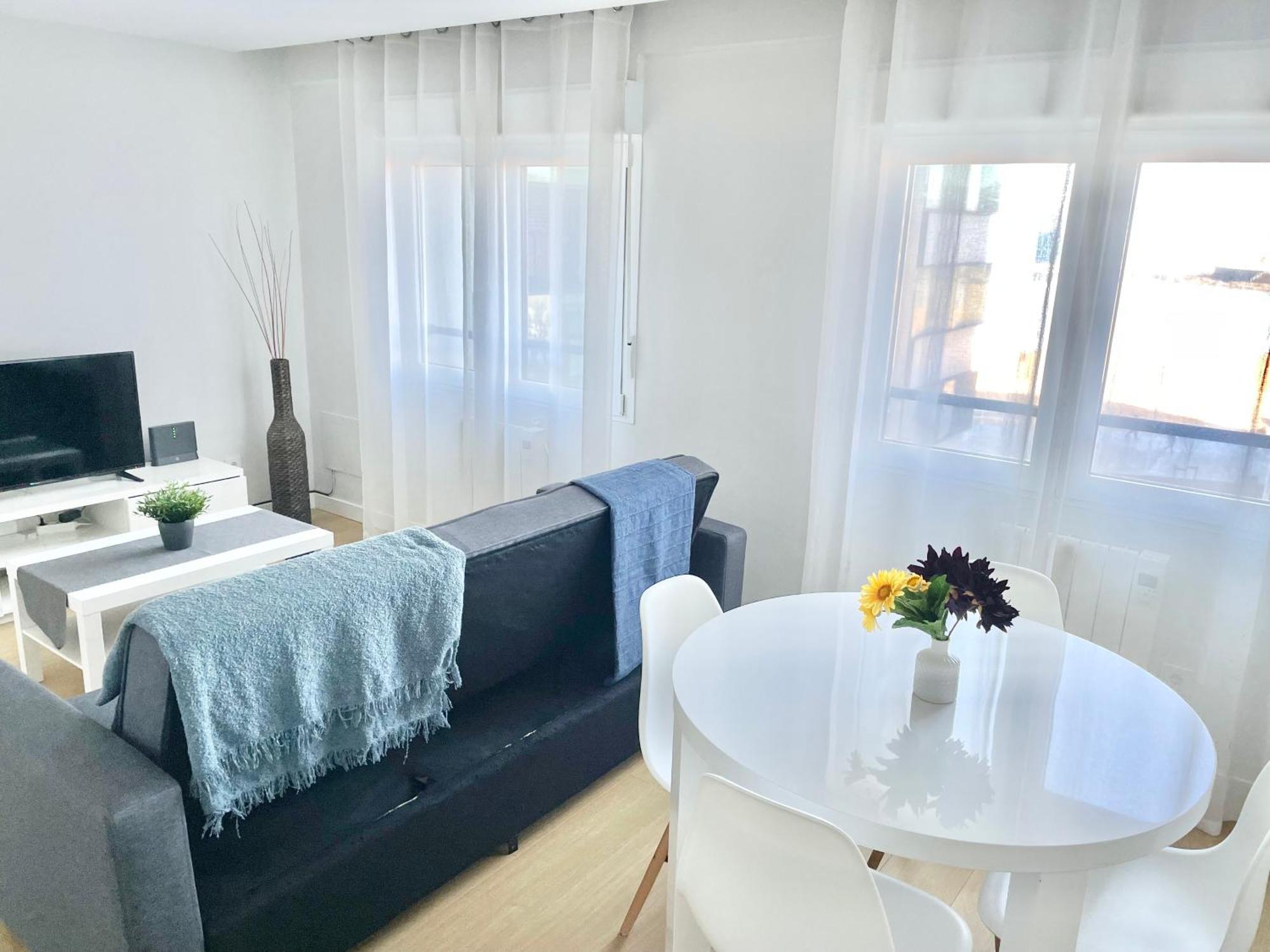 Apartamento San Lorenzo Playa. Vistas Al Mar. Хихон Екстериор снимка