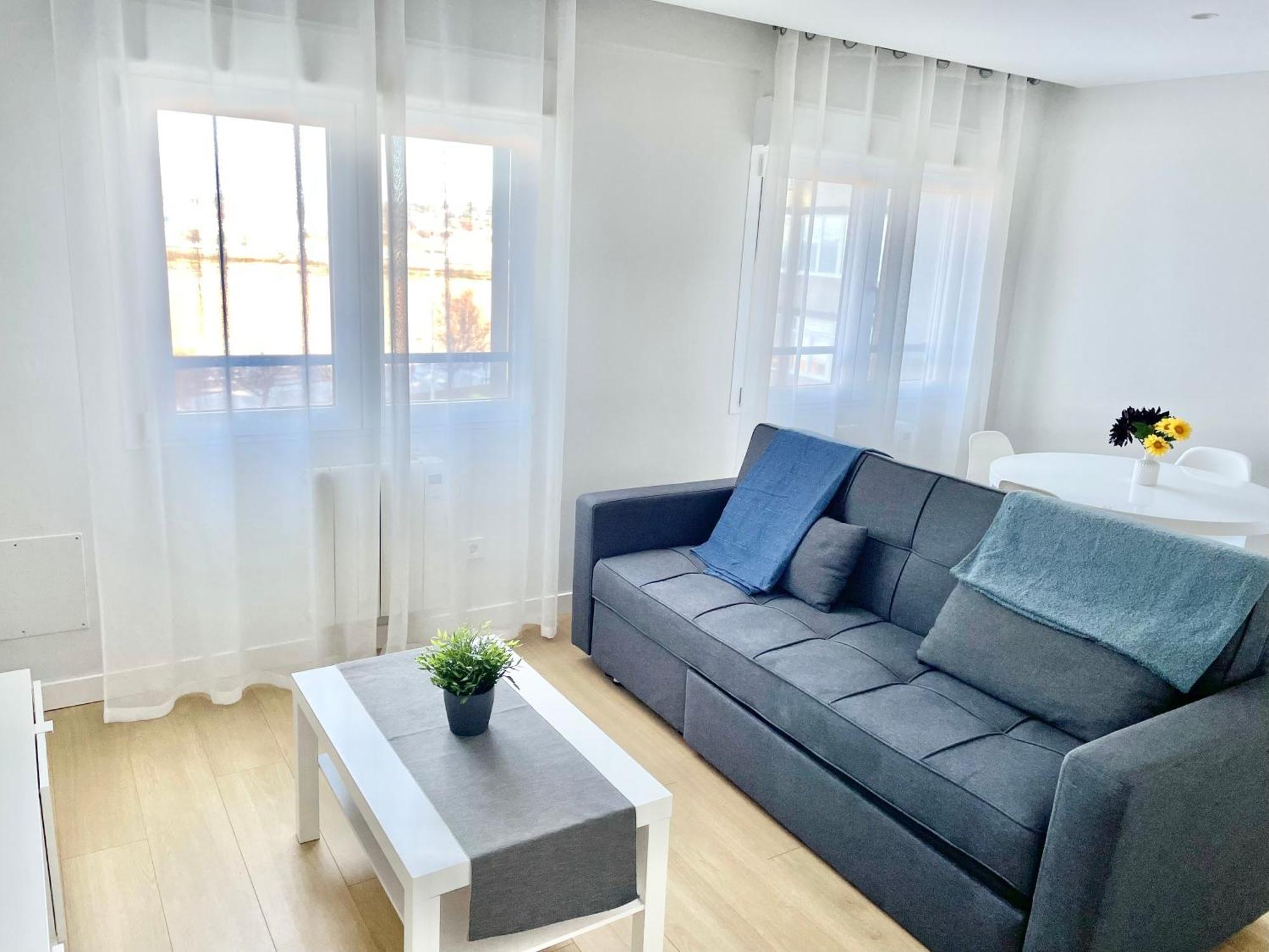 Apartamento San Lorenzo Playa. Vistas Al Mar. Хихон Екстериор снимка
