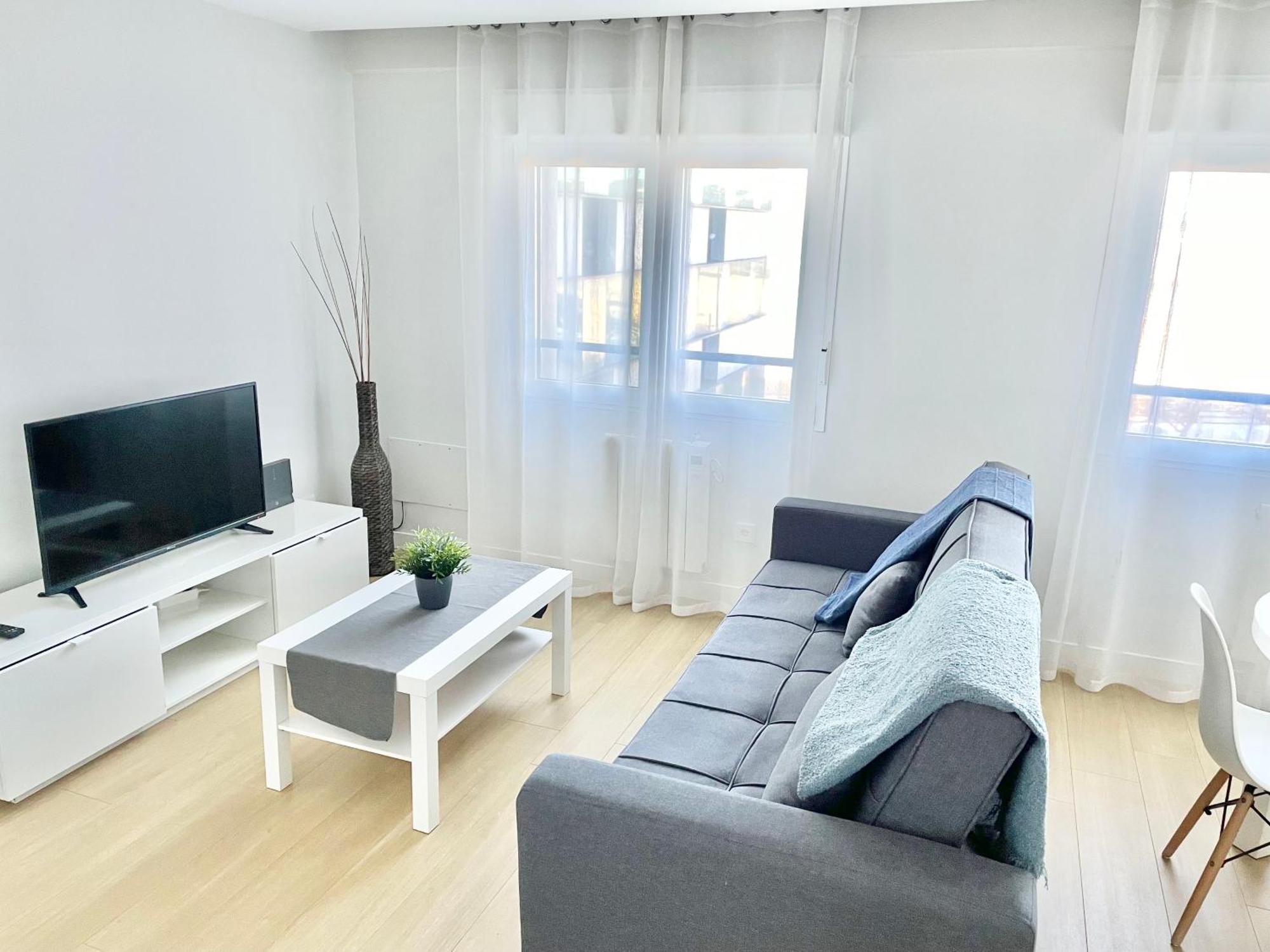 Apartamento San Lorenzo Playa. Vistas Al Mar. Хихон Екстериор снимка